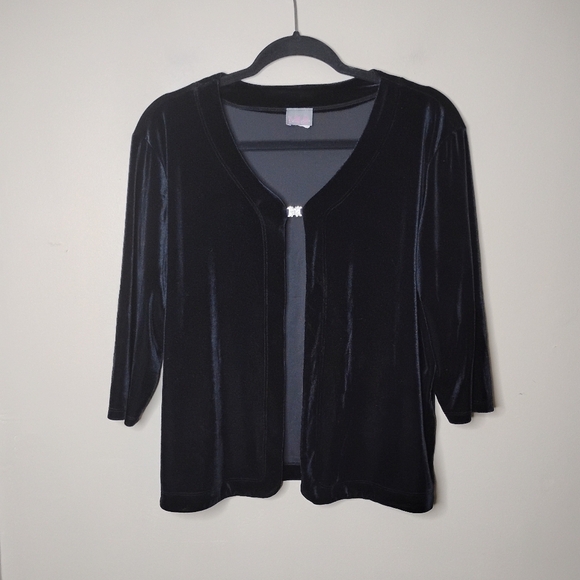 Y2K Velvet/Velour Shrug • Butterfly Hook • Cocktail Goth • Black • L - Picture 2 of 5